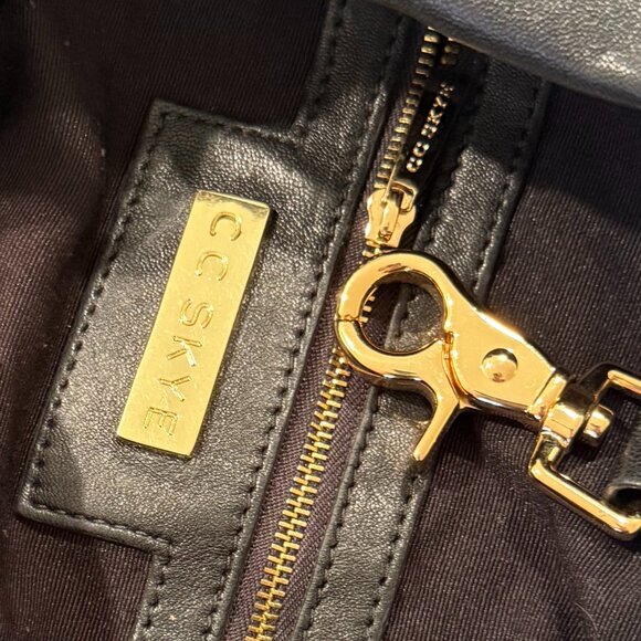 CC SKYE "The Love 82" Hobo Handbag Black Leather - Picture 2 of 3